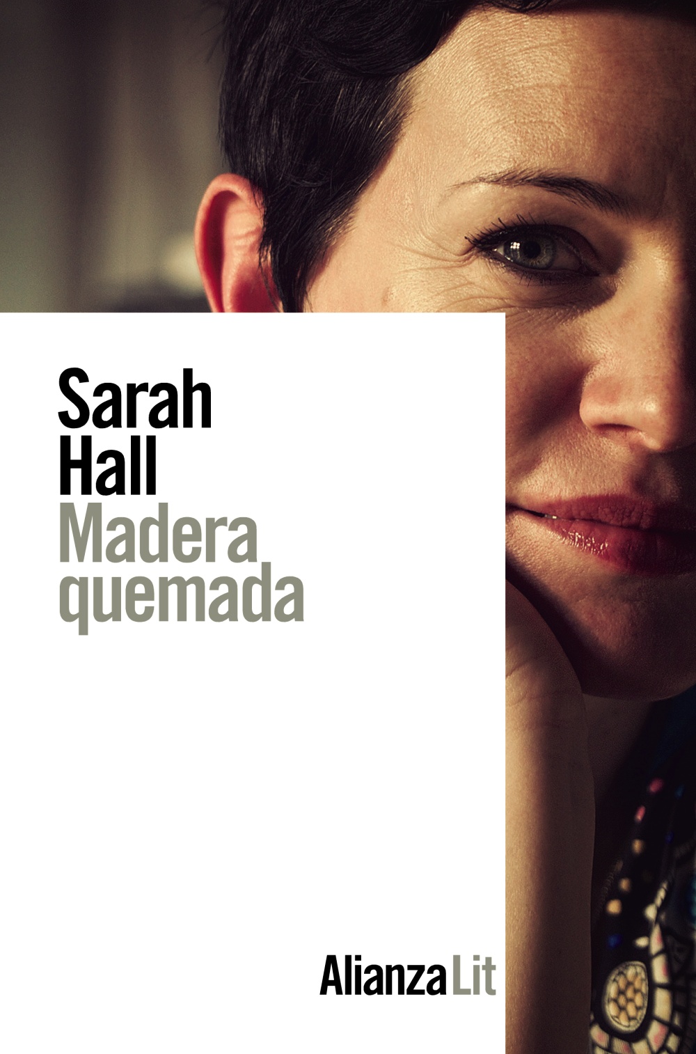 Madera quemada - Hall Sarah - Alianza Editorial - 9788413626581